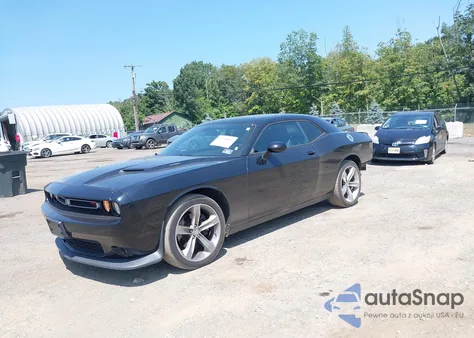 2015 Dodge Challenger R/T z USA, uszkodzony, nr VIN 2C3CDZAT9FH737320